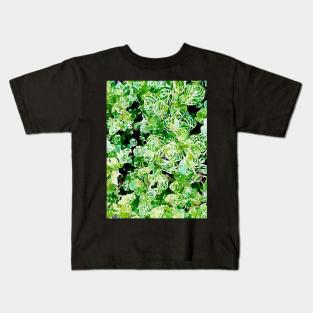 green leaves pattern watercolor Kids T-Shirt